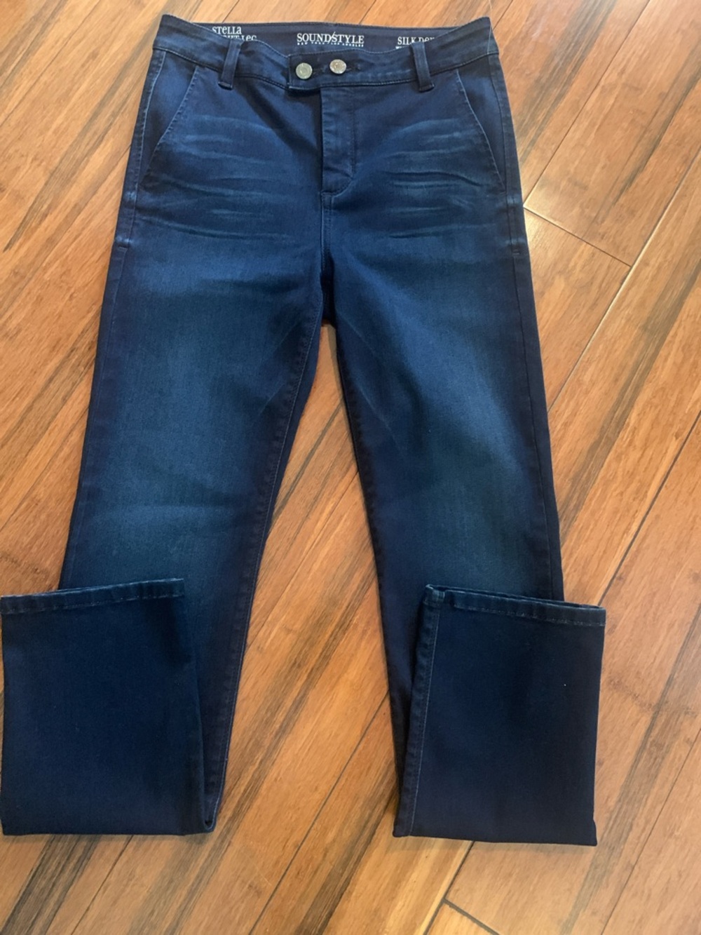 Straight Leg Women’s Jeans in Deep Indigo by Sound & Style